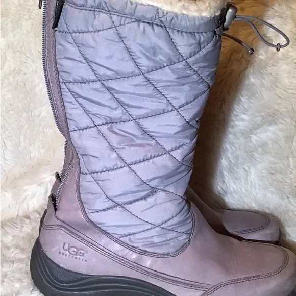 Ugg leather/quilted zip up boots 8 - Picture 4 of 10